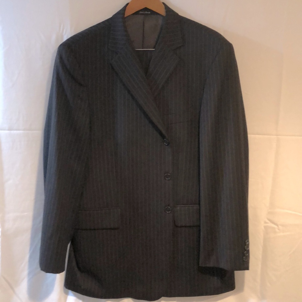 Men’s suit